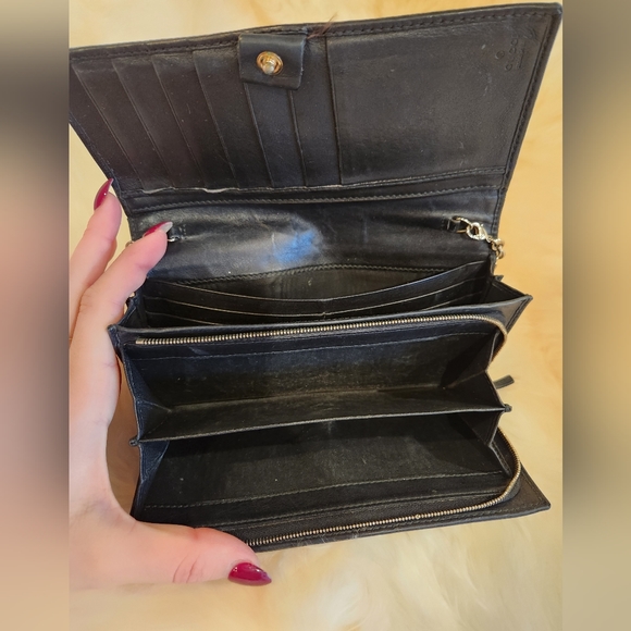 Gucci leather wallet with chain - Picture 5 of 5